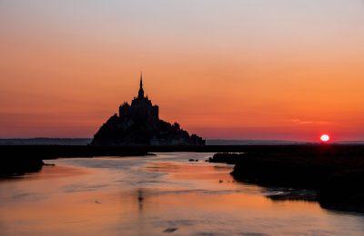 mont saint michel coucher soleil