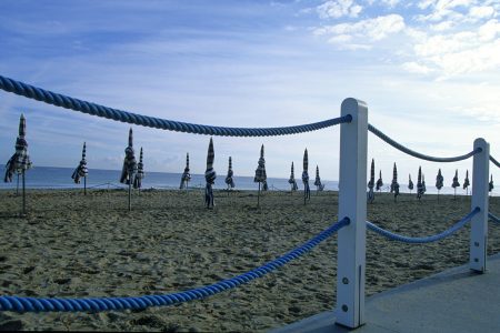 Normandie Cabourg Plage Mer Parasols