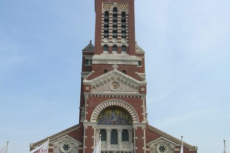 Haut-de-France-Albert-Basilique Notre-Dame