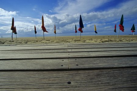 Deauville plage parasols